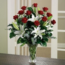 Flowers With Style - Lilies And Roses