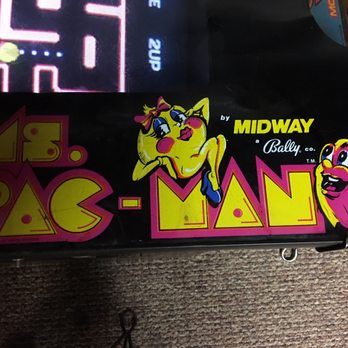 Little Nikki's - Mrs. PAC-Man - Bars Near Me - Cornucopia, Wisconsin