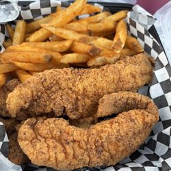This is delicious their fried catfish plate! I always have enough For next day which I just throw in the air fryer. Amazing.