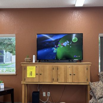 Guttenberg Public Library - TV where kids can play video games - Libraries Near Me - Guttenberg, Iowa Guttenberg Public Library - TV where kids can play video games - Libraries Near Me - Guttenberg, Iowa
