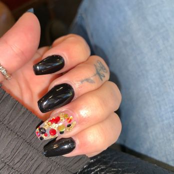 Fashion Nails Bar - Another amazing set I got done here!! Nails done by a different nail tech and still were completed beautifully. - Nail Salons Near Me - Cornelius, North Carolina Fashion Nails Bar - Another amazing set I got done here!! Nails done by a different nail tech and still were completed beautifully. - Nail Salons Near Me - Cornelius, North Carolina