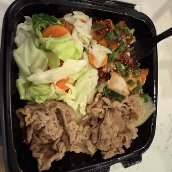Yoshinoya - Combo with Beef and Chicken - Japanese Near Me - Santa Ana, California Yoshinoya - Combo with Beef and Chicken - Japanese Near Me - Santa Ana, California
