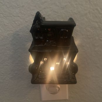Tractor Supply - Wall plug warmer - Farming Equipment Near Me - Dixon, California