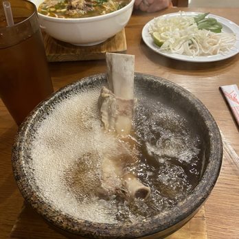 Pho Royal - Vietnamese Near Me - Crystal Lake, Illinois