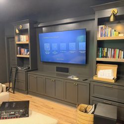 Bullitt Versa-Tech - It was a TV mounting marathon today with 7 total going up on all sorts of walls and mounts and surfaces...