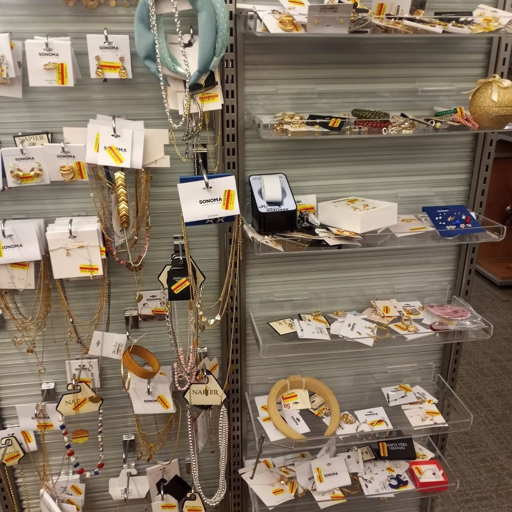 Jewelry clearance Jewelry clearance