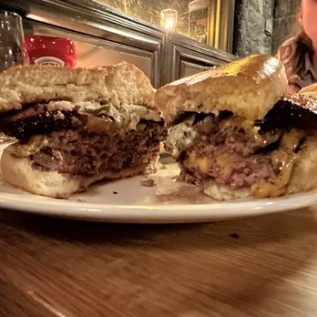 Au Cheval - Bars Near Me - Chicago, Illinois
