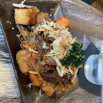 Yaz's Table - Short rib home fries - Breakfast & Brunch Near Me - Abington, Massachusetts Yaz's Table - Short rib home fries - Breakfast & Brunch Near Me - Abington, Massachusetts