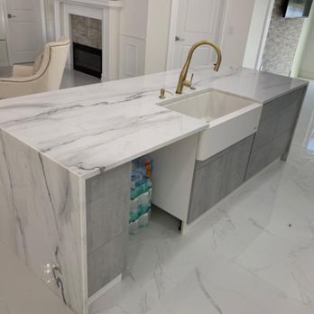 Dreyker Febres Renovation - elegant white marble - Countertop Installation Near Me Dreyker Febres Renovation - elegant white marble - Countertop Installation Near Me