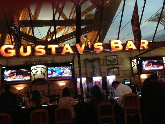 Gustav’s Bar by null