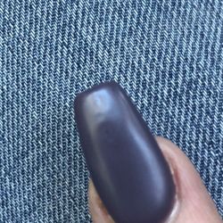 Cool Nails & Salon - Gel coat dried pitted.