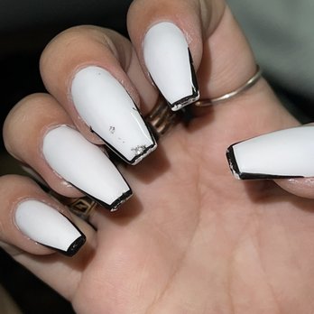 Dan Nails & Spa - Never cured correctly. Work by Kenny. - Nail Salons Near Me - Kissimmee, Florida Dan Nails & Spa - Never cured correctly. Work by Kenny. - Nail Salons Near Me - Kissimmee, Florida