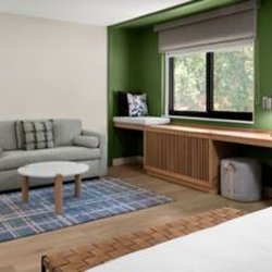 The Inelle, Oakhurst Yosemite, a Tribute Portfolio Hotel