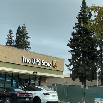 The UPS Store - Shipping Centers Near Me - San Leandro, California