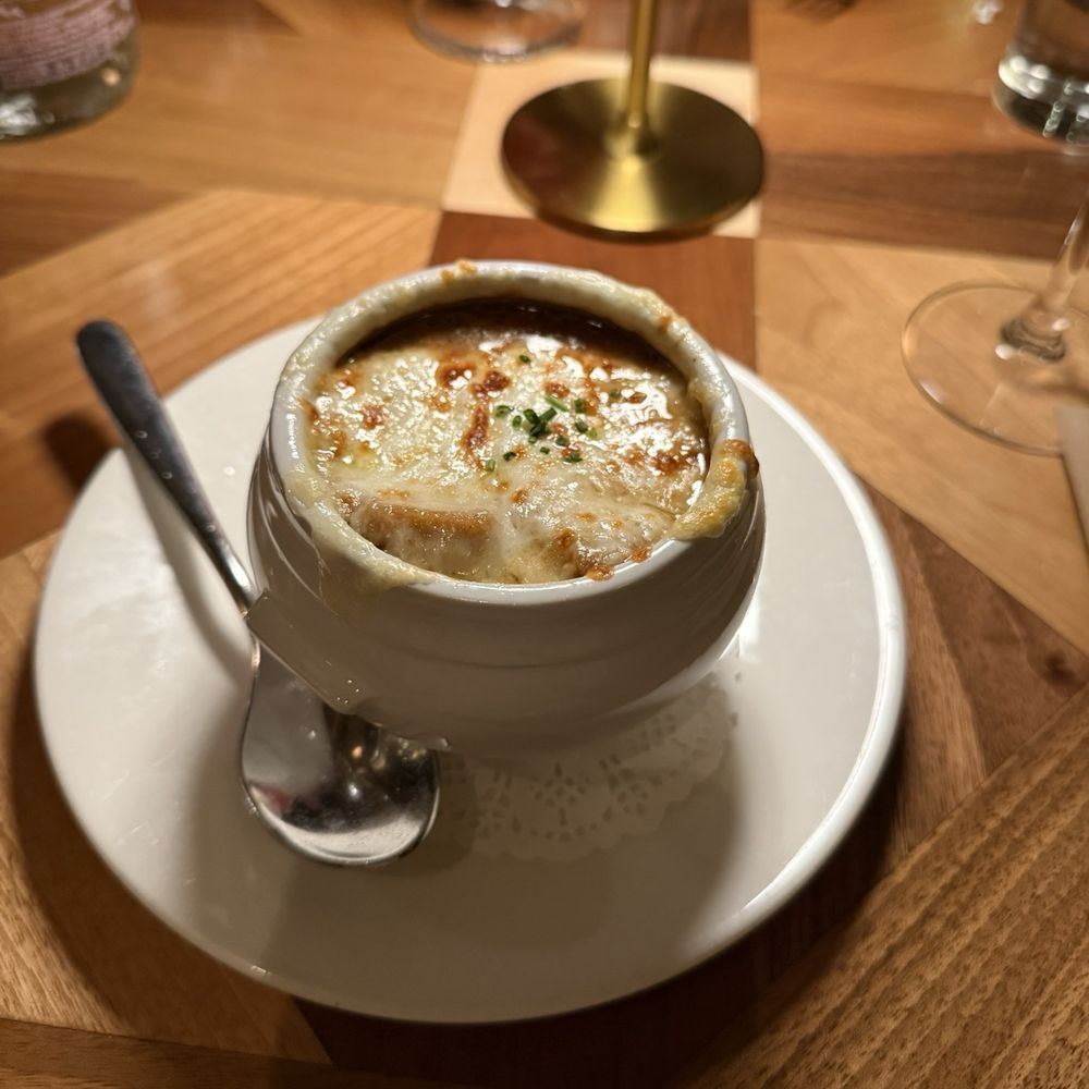 The Consulate - Midtown - French Onion Soup - French Near Me - New York, New York The Consulate - Midtown - French Onion Soup - French Near Me - New York, New York