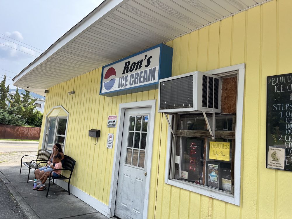 RON’S ICE CREAM Updated October 2024 17 Photos & 24 Reviews 298 Fishkill Ave, Beacon, New
