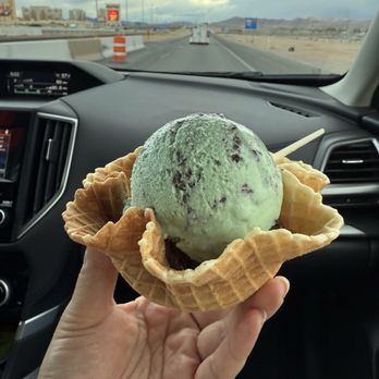 Freddo - Double scoop in a tulip - Gelato Near Me - Las Vegas, Nevada