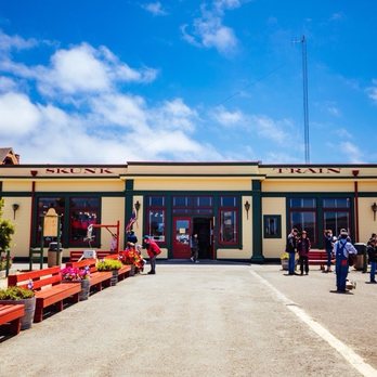 Skunk Train - Tours Near Me - Fort Bragg, California