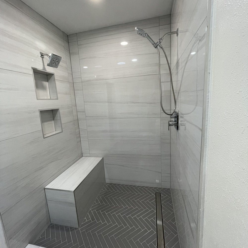 Jorge's Tiling - Primary shower. - Tiling Near Me Jorge's Tiling - Primary shower. - Tiling Near Me