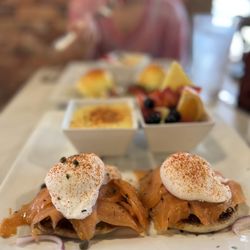 Naples Brunch - Smoked Salmon Benedict. Hollandaise on the side. Simply perfect.