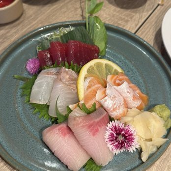 DOMODOMO Hawaii - Sashimi Plate - Japanese Near Me - Ewa Beach, Hawaii DOMODOMO Hawaii - Sashimi Plate - Japanese Near Me - Ewa Beach, Hawaii