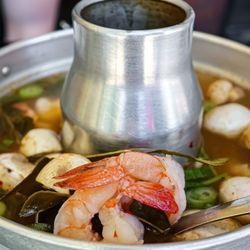 Plearn Thai Palace - Tom - yum (@joeynht)