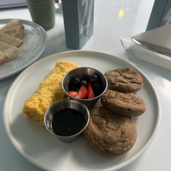 Pura Vida Miami - GF PANCAKES - Breakfast & Brunch Near Me - Aventura, Florida Pura Vida Miami - GF PANCAKES - Breakfast & Brunch Near Me - Aventura, Florida