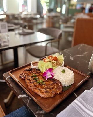 Osha Thai Montgomery by null