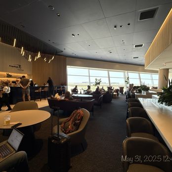 Capital One Lounge - Airport Lounges Near Me - Dallas, Texas