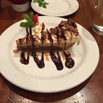 Phillips Seafood - Peanut butter pie - Seafood Near Me - Baltimore, Maryland