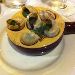Charly's Wine - Escargot