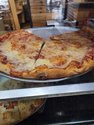 Islands Pizza Tavern by null