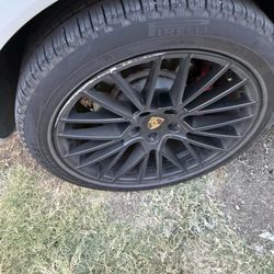 Signature Wheel Repair and Powder Coating - Curb rash
