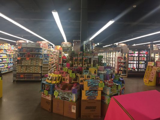 Audubon Market by null