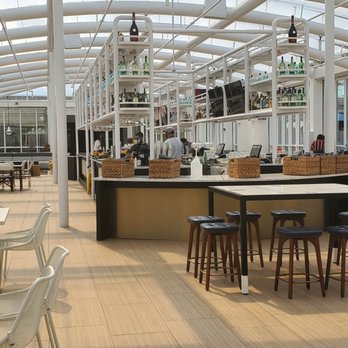 Offshore Rooftop - New American Near Me - Chicago, Illinois