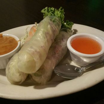 Thai Basil - Spring rolls with minced chicken and plenty of veggies - Thai Near Me - Tempe, Arizona Thai Basil - Spring rolls with minced chicken and plenty of veggies - Thai Near Me - Tempe, Arizona
