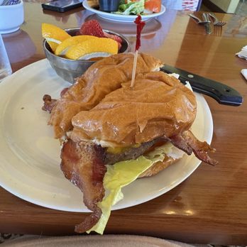 Window Box Cafe - Bacon Cheese Burger and Fruit Cup - American Near Me - Rocklin, California