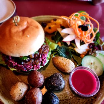 Storm Mountain Lodge - Plan burger - Hotels Near Me - Banff, Alberta