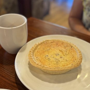 la Madeleine - Quiche Quiche Florentine - Bakeries Near Me - Austin, Texas la Madeleine - Quiche Quiche Florentine - Bakeries Near Me - Austin, Texas