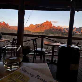Hideaway House - Pizza Near Me - Sedona, Arizona