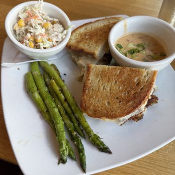 Silver Diner - Crabcake Melt and Lobster Au Jus - Diners Near Me - Alexandria, Virginia Silver Diner - Crabcake Melt and Lobster Au Jus - Diners Near Me - Alexandria, Virginia