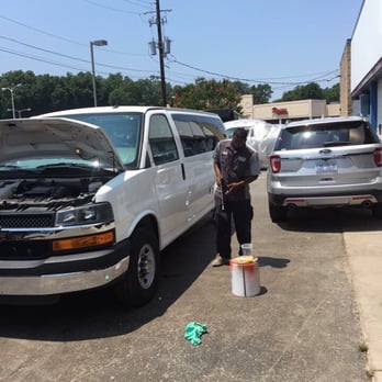 Expressway Collision - Body Shops Near Me - Forest Park, Georgia Expressway Collision - Body Shops Near Me - Forest Park, Georgia