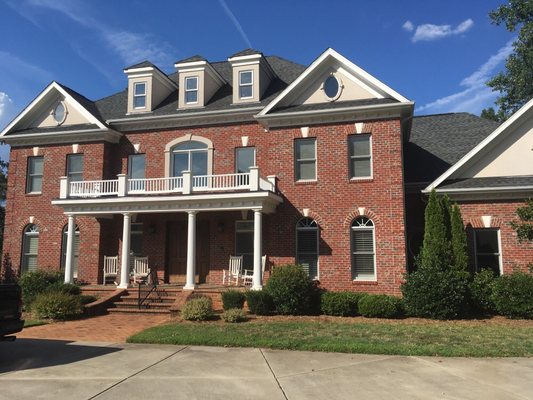 APS WINDOW & GUTTER CLEANING - Updated January 2025 - 10 Photos & 11