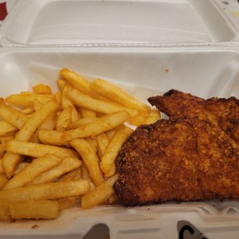 E’Z Taqueria - Chocken fingers with fries - Tacos Near Me - Stroudsburg, Pennsylvania