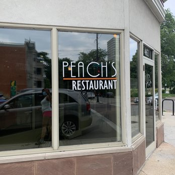 Peach's Restaurant - Landmark of the community located on the corner of MLK and 47th - American Near Me - Chicago, Illinois Peach's Restaurant - Landmark of the community located on the corner of MLK and 47th - American Near Me - Chicago, Illinois