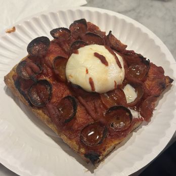 Unregular Pizza - Burrata pepperoni - Pizza Near Me - New York, New York Unregular Pizza - Burrata pepperoni - Pizza Near Me - New York, New York