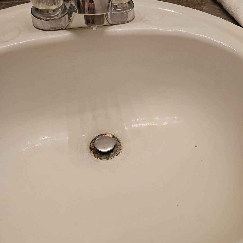 The Aspens Apartments - Faucet leaking - Apartments Near Me - Albuquerque, New Mexico The Aspens Apartments - Faucet leaking - Apartments Near Me - Albuquerque, New Mexico
