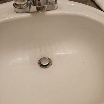 The Aspens Apartments - Faucet leaking - Apartments Near Me - Albuquerque, New Mexico