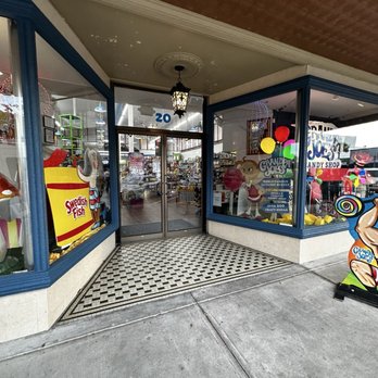 Grandpa Joe’s Candy Shop - Grandpa Joe's - Candy Stores Near Me - Ocala, Florida