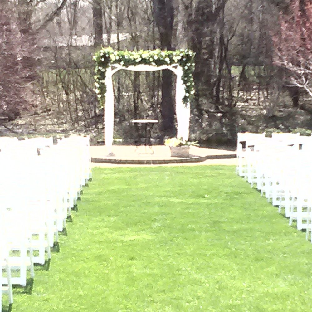 Avon Gardens - Wedding path - Landscaping Near Me - Avon, Indiana